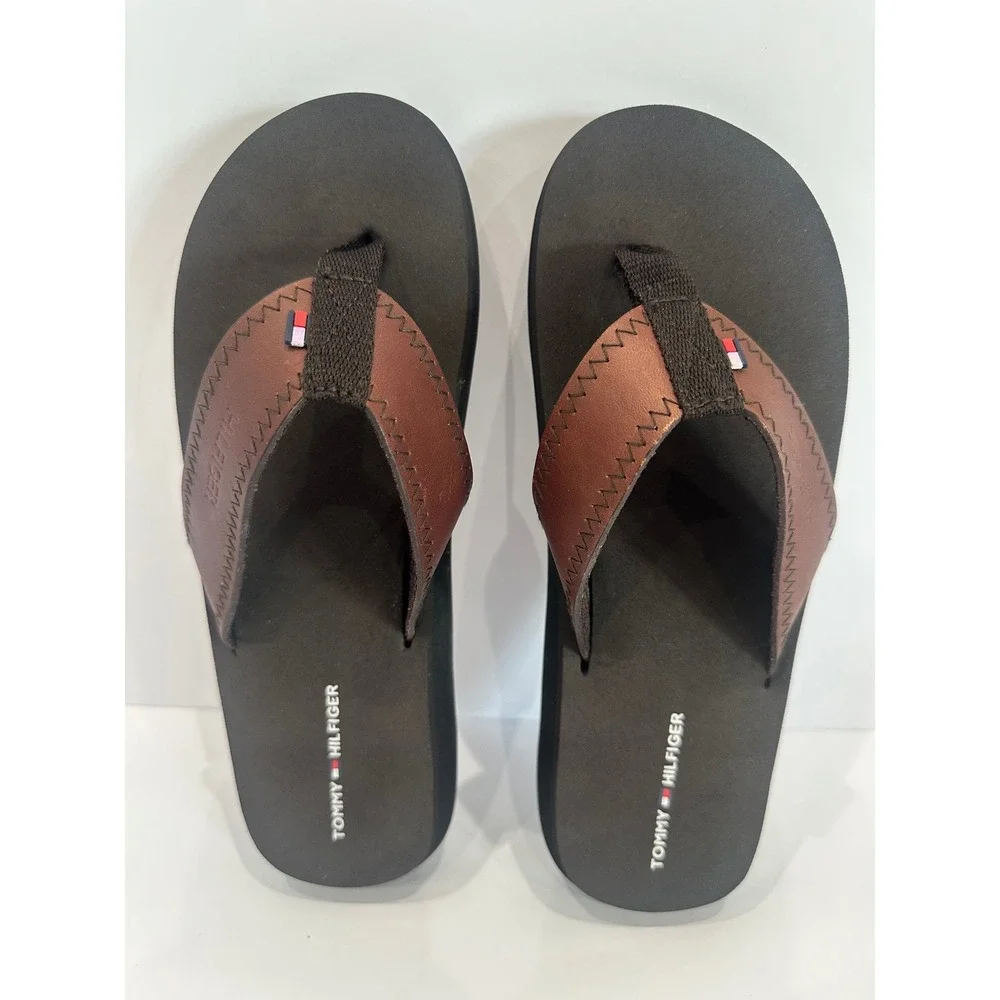 Tommy Hilfiger Mens Clemens Flip Flop Sandals Brown Leather Size 8 TWCLEMENS-SS